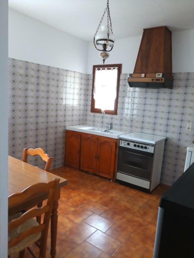 הוילה Bayons Comme Chez Vous מראה חיצוני תמונה